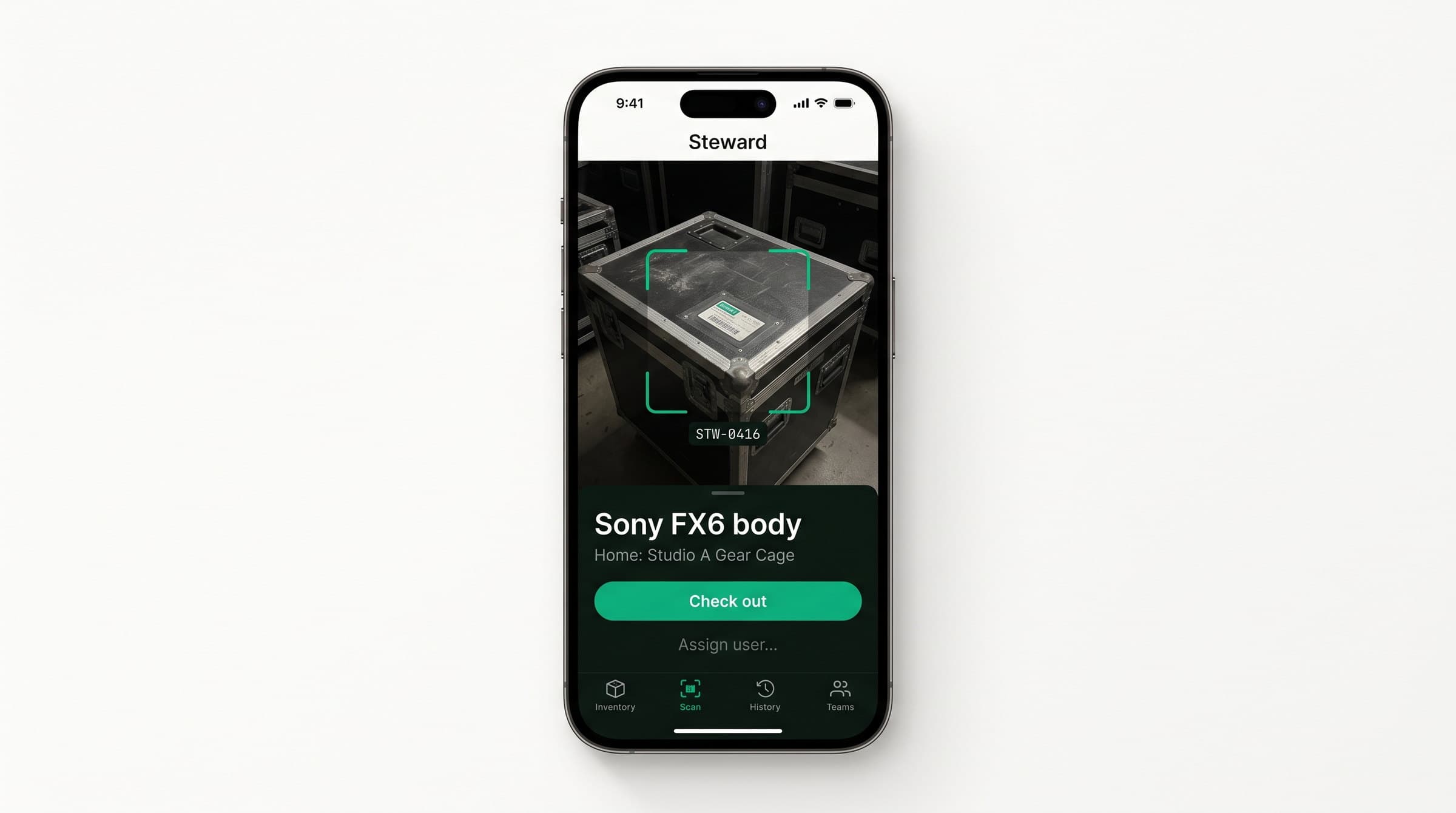 The Steward app scanning a QR tag on a flight case
